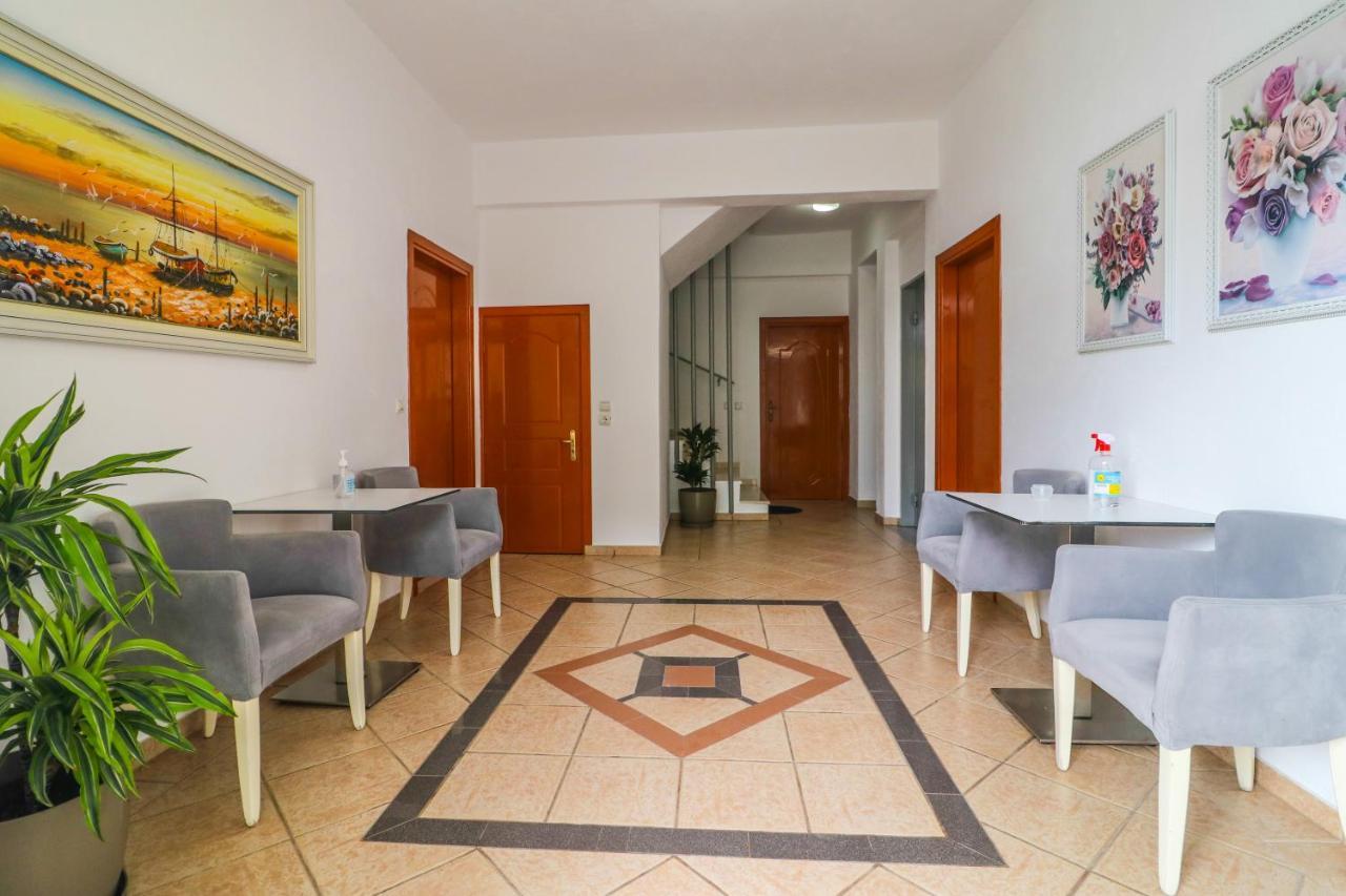 Lido Apartments Himarë Exterior foto